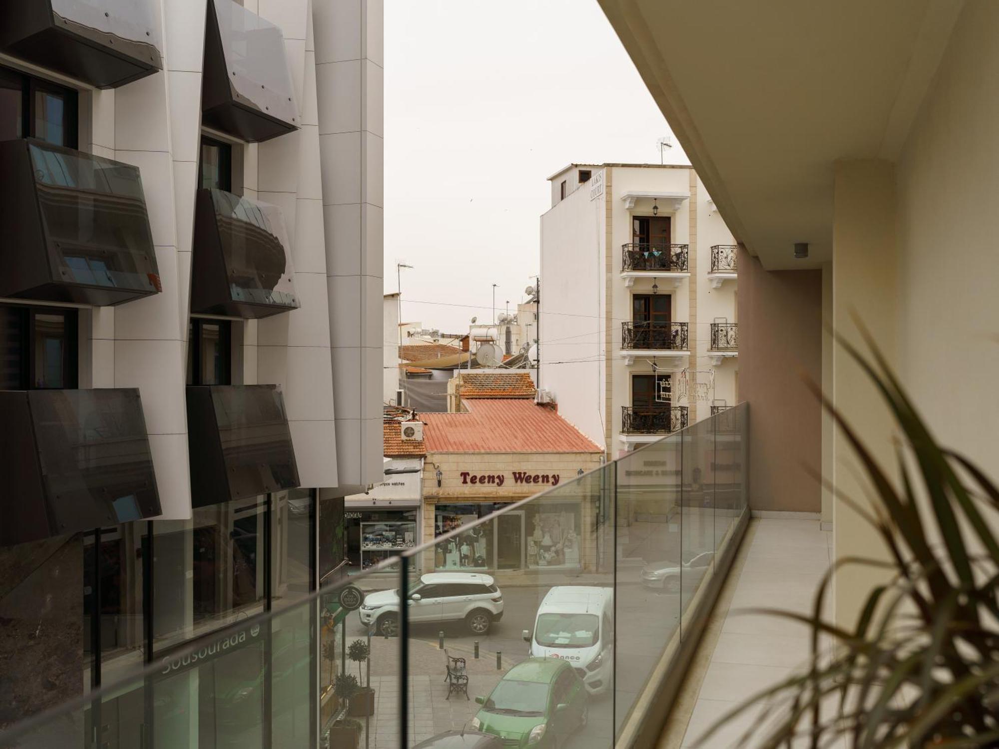 Halcyon Central Apartment Larnaca Exterior photo
